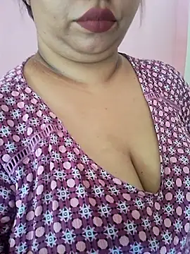 Snapshot of Ravina_patil1 chatting on 30, 4, 2026 Ravina patil1 online show from 30, 4, 2026