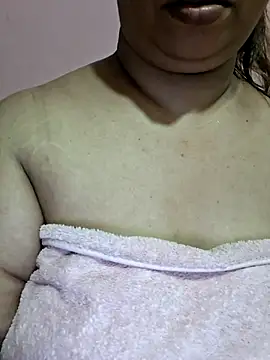 Ravina patil1 online show from 25, 3, 2026