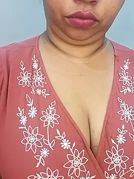 Ravina patil1 online show from 3, 3, 2026