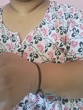 Snapshot of Ravina_patil1 chatting on 5, 6, 2026 Ravina patil1 online show from 5, 6, 2026