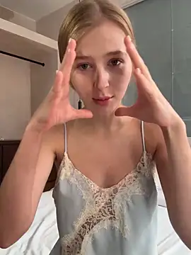 LunaRase online show from 19, 2, 2026