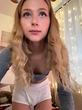 LunaRase online show from 21, 12, 2025