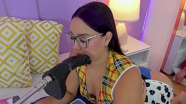 SophyRuiz  online show from 23, 2, 2026