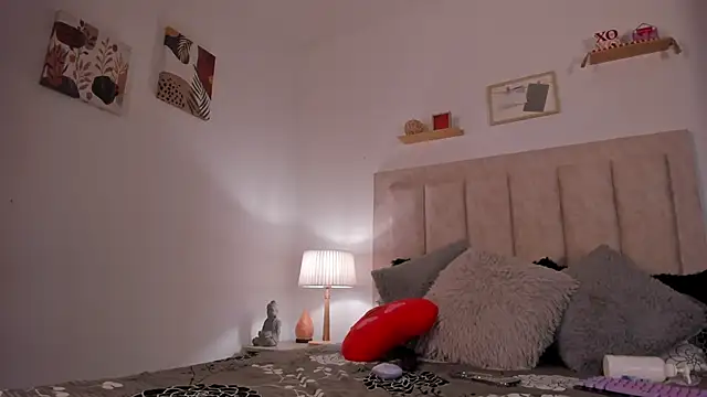 Snapshot of Avaline_Blancx chatting on 27, 2, 2025 Avaline Blancx online show from 27, 2, 2025