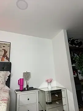 exoticcute online show from 28, 4, 2026