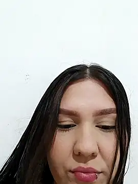 Ariakris online show from 15, 11, 2025