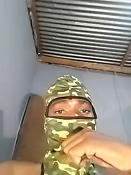 Snapshot of Maskman941 chatting on 4, 11, 2025 Maskman941 online show from 4, 11, 2025