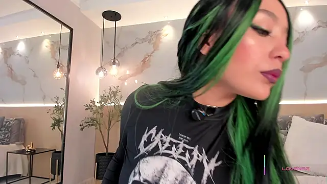 SteffanyBeck online show from 10, 5, 2026