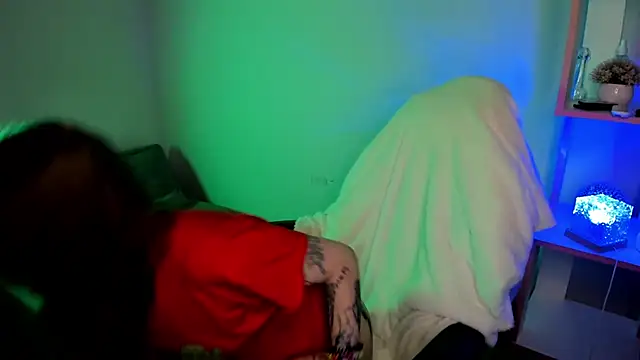 Snapshot of Mary_Xextra chatting on 22, 10, 2025 Mary Xextra online show from 22, 10, 2025