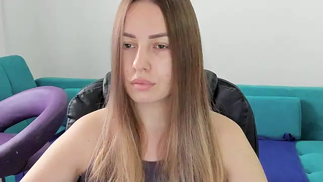 Mia shy1 online show from 17, 1, 2026