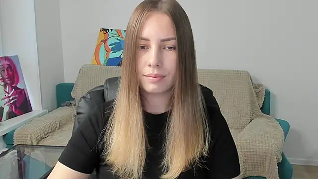 Snapshot of Mia_shy1 chatting on 27, 11, 2025 Mia shy1 online show from 27, 11, 2025