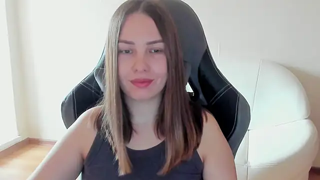 Mia shy1 online show from 10, 5, 2026