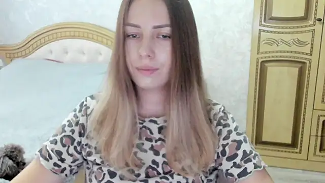 Snapshot of Mia_shy1 chatting on 16, 11, 2025 Mia shy1 online show from 16, 11, 2025