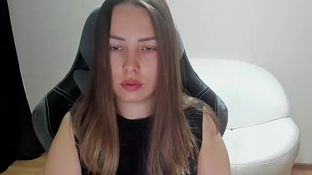 Mia shy1 online show from 5, 6, 2026