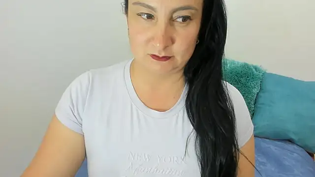 Ashyle online show from 2, 11, 2025