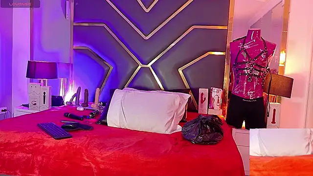 Scarlettt Ass online show from 17, 3, 2026