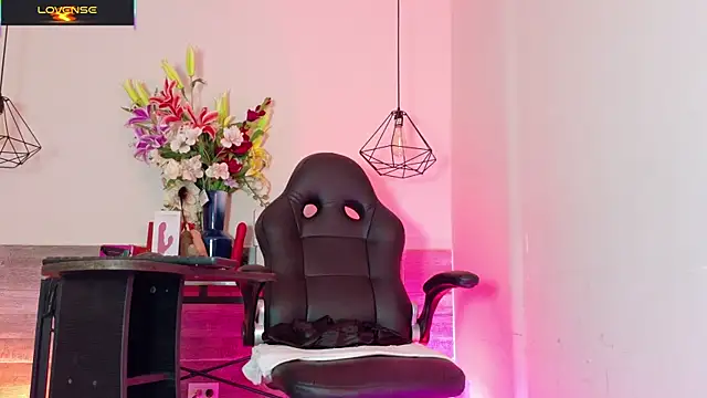 Scarlettt Ass online show from 17, 1, 2026