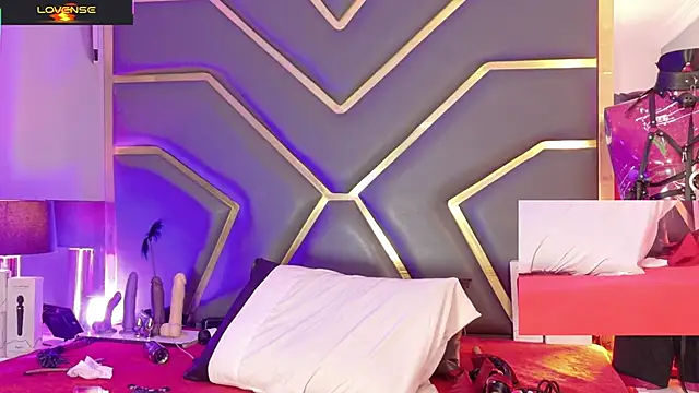 Scarlettt Ass online show from 18, 4, 2026