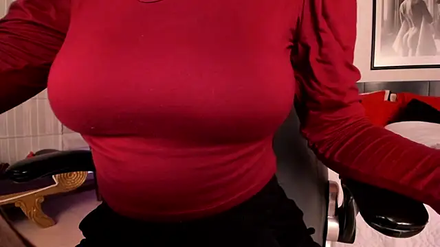 Moony 14 online show from 18, 10, 2025