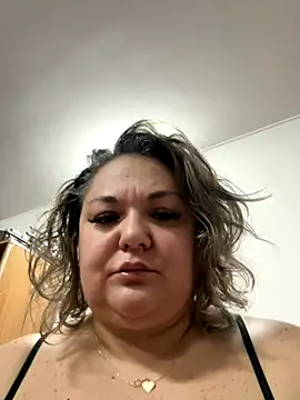 Snapshot of MikyVesela chatting on 28, 11, 2025 MikyVesela online show from 28, 11, 2025