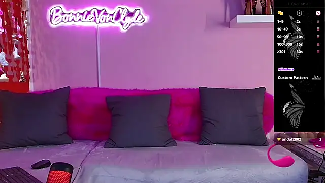 bonnievonclyde online show from 26, 11, 2025