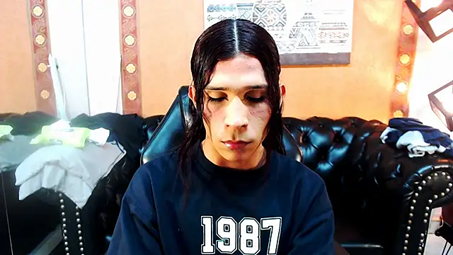 SaraSofia44 online show from 25, 10, 2025