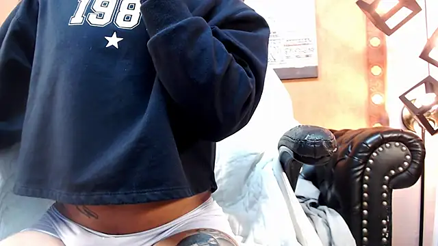 SaraSofia44 online show from 30, 10, 2025