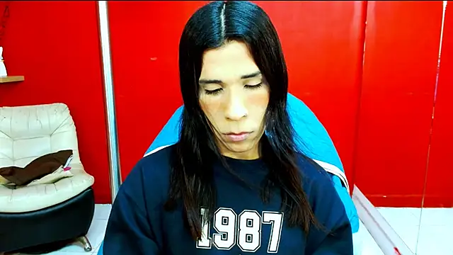 SaraSofia44 online show from 3, 3, 2026