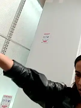 Lena-32 online show from 18, 4, 2026