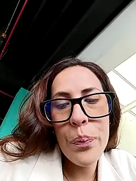 Lena-32 online show from 18, 3, 2025