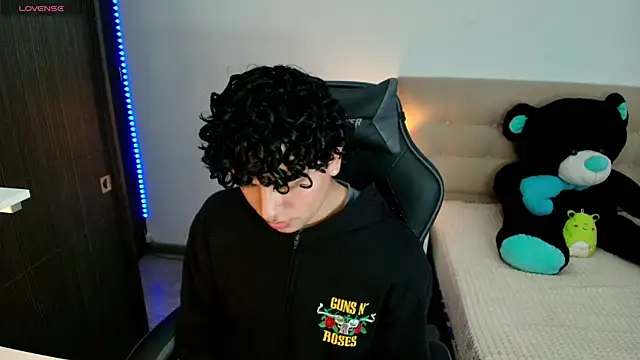  nickconnor01 online show from 2, 12, 2024