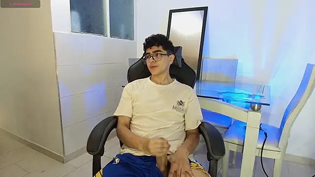  nickconnor01 online show from 11, 11, 2025