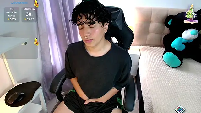  nickconnor01 online show from 5, 12, 2024