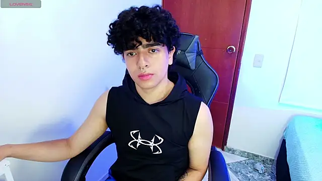  nickconnor01 online show from 14, 3, 2025