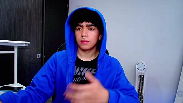  nickconnor01 online show from 27, 1, 2025