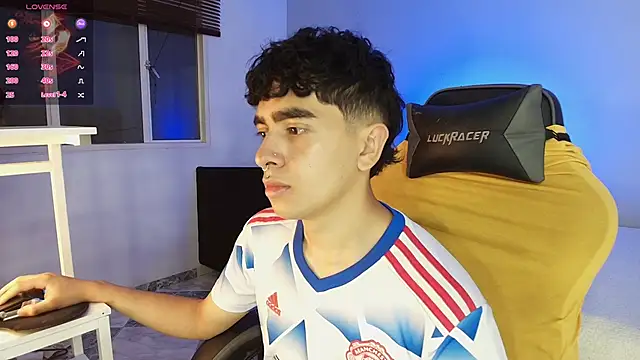  nickconnor01 online show from 5, 10, 2025