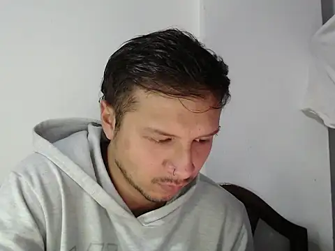 Snapshot of andy_loverxx chatting on 16, 12, 2025 andy loverxx online show from 16, 12, 2025