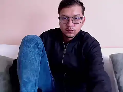 Snapshot of andy_loverxx chatting on 10, 4, 2026 andy loverxx online show from 10, 4, 2026