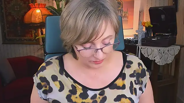 Snapshot of sugar_vivien chatting on 5, 2, 2025 sugar vivien online show from 5, 2, 2025