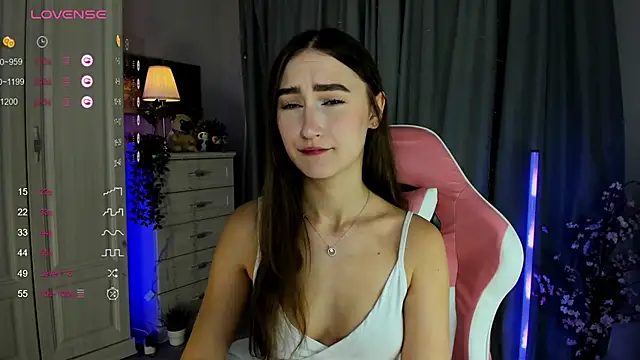 Snapshot of Milemissy chatting on 28, 11, 2025 Milemissy online show from 28, 11, 2025