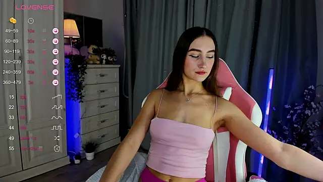 Snapshot of Milemissy chatting on 27, 11, 2025 Milemissy online show from 27, 11, 2025