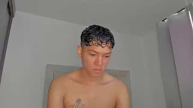 JulianRose 1 online show from 18, 4, 2026