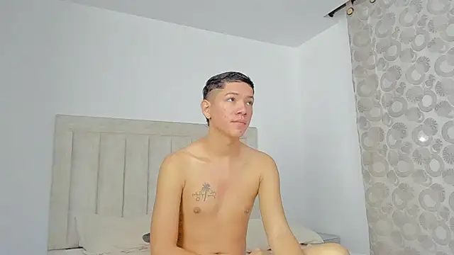 JulianRose 1 online show from 25, 2, 2025