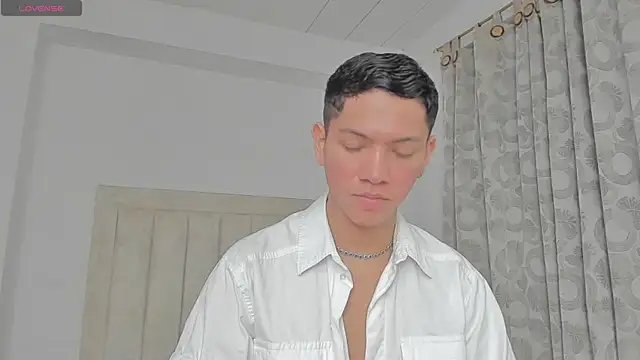 JulianRose 1 online show from 14, 2, 2025