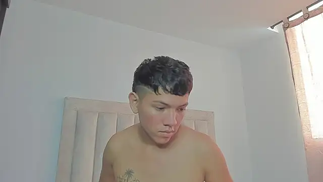 JulianRose 1 online show from 23, 2, 2025
