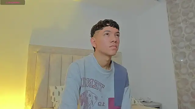 JulianRose 1 online show from 18, 3, 2025