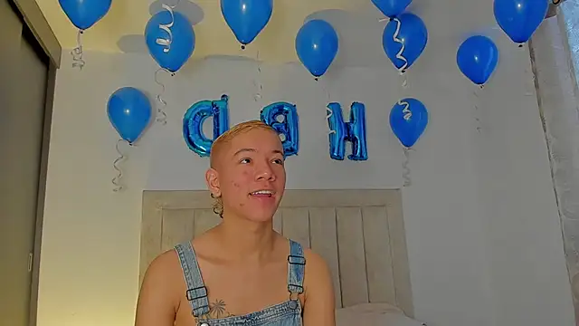 JulianRose 1 online show from 13, 10, 2025