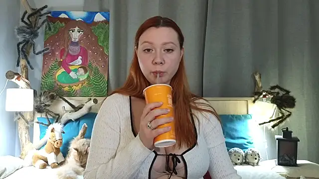 Snapshot of MileyMiller chatting on 17, 11, 2025 MileyMiller online show from 17, 11, 2025