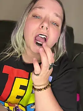 kitten0760 online show from 16, 6, 2026