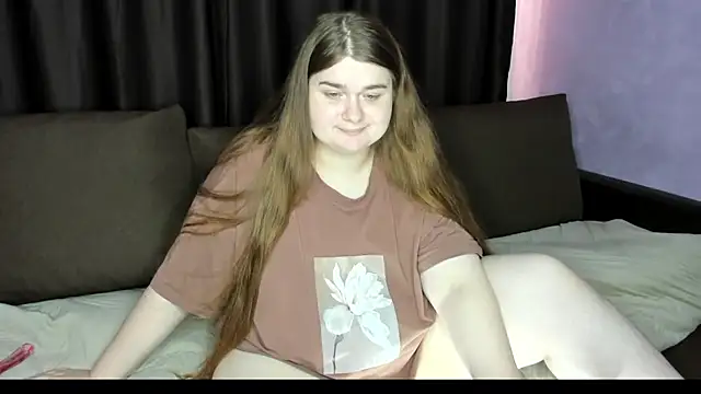 Snapshot of Aushpana chatting on 14, 11, 2025 Aushpana online show from 14, 11, 2025